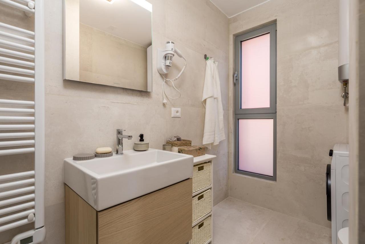 Luxury City Center Apartment -50M To The Sea Opatija Dış mekan fotoğraf